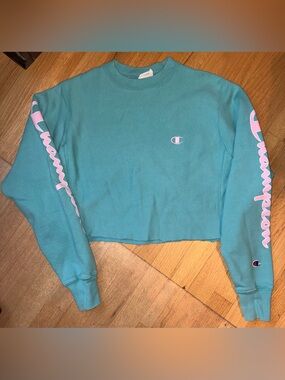 Champion Teal Crewneck Sweatshirt with Light Pink Logo